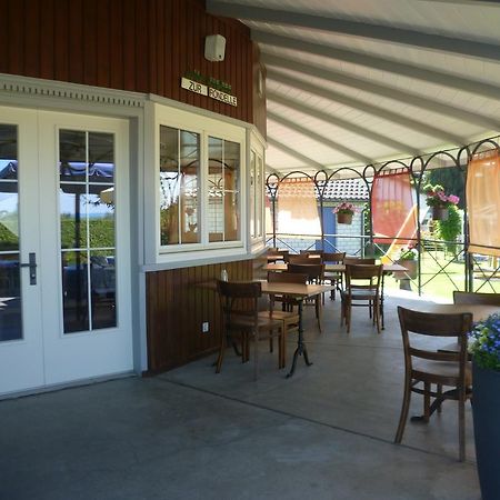 Güttingen Hotel Speiserestaurant Bahnhof מראה חיצוני תמונה