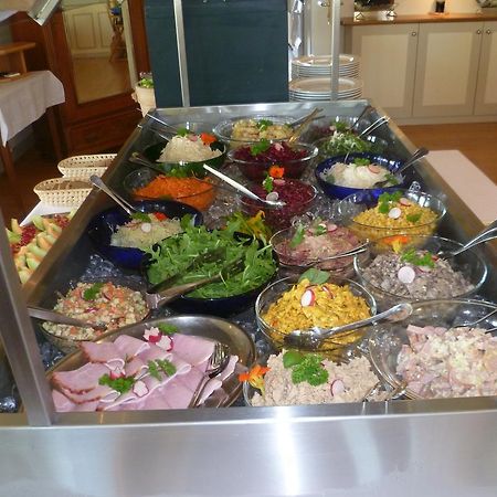 Güttingen Hotel Speiserestaurant Bahnhof מראה חיצוני תמונה